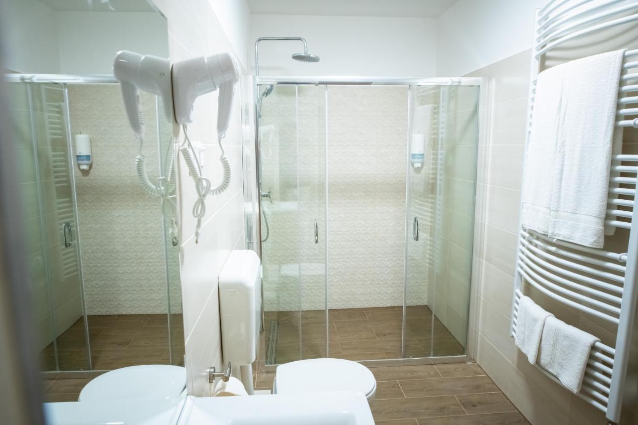 Elixir Panzio Bed & Breakfast Nyirbator Ngoại thất bức ảnh
